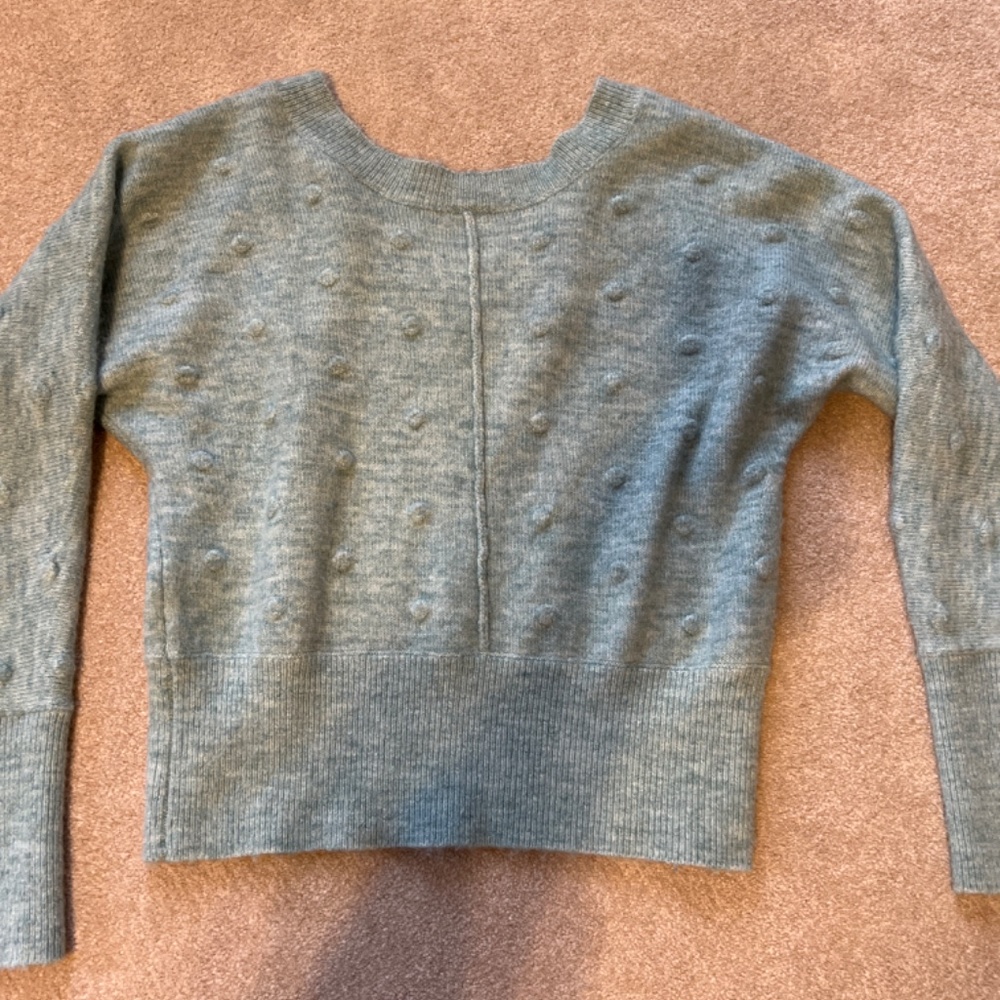 Sweater - Picture 2 of 5
